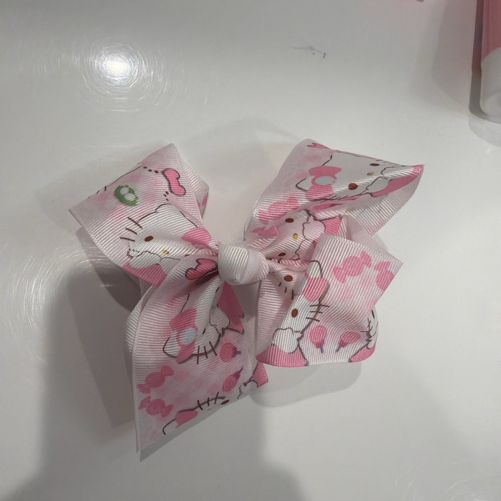 Hello Kitty Accessory Set NWT - Picture 7 of 12